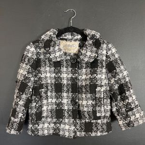 Emmelee Black & White Wool polyester blend Cropped Blazer/jacket/cardigan